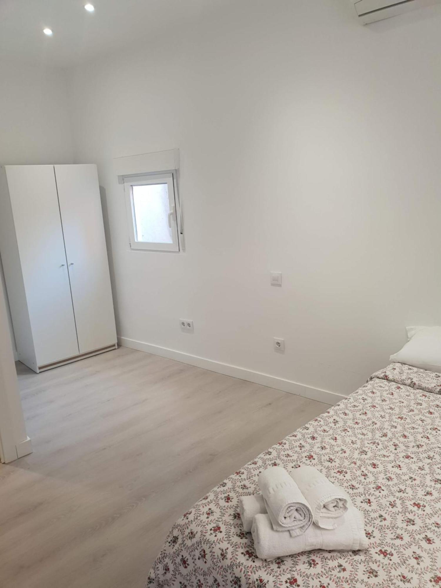 Apartamento Malasaña I Apartment Madrid Bagian luar foto