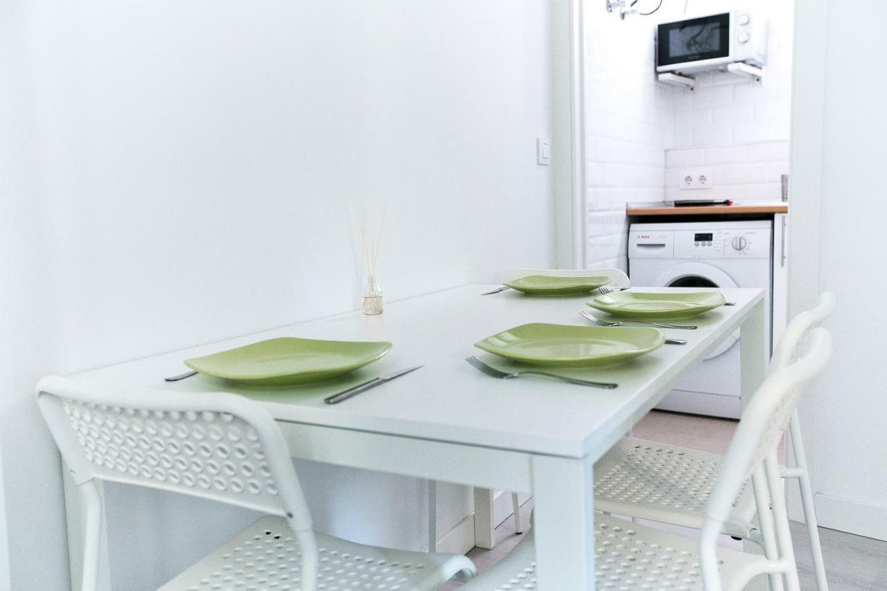 Apartamento Malasaña I Apartment Madrid Bagian luar foto